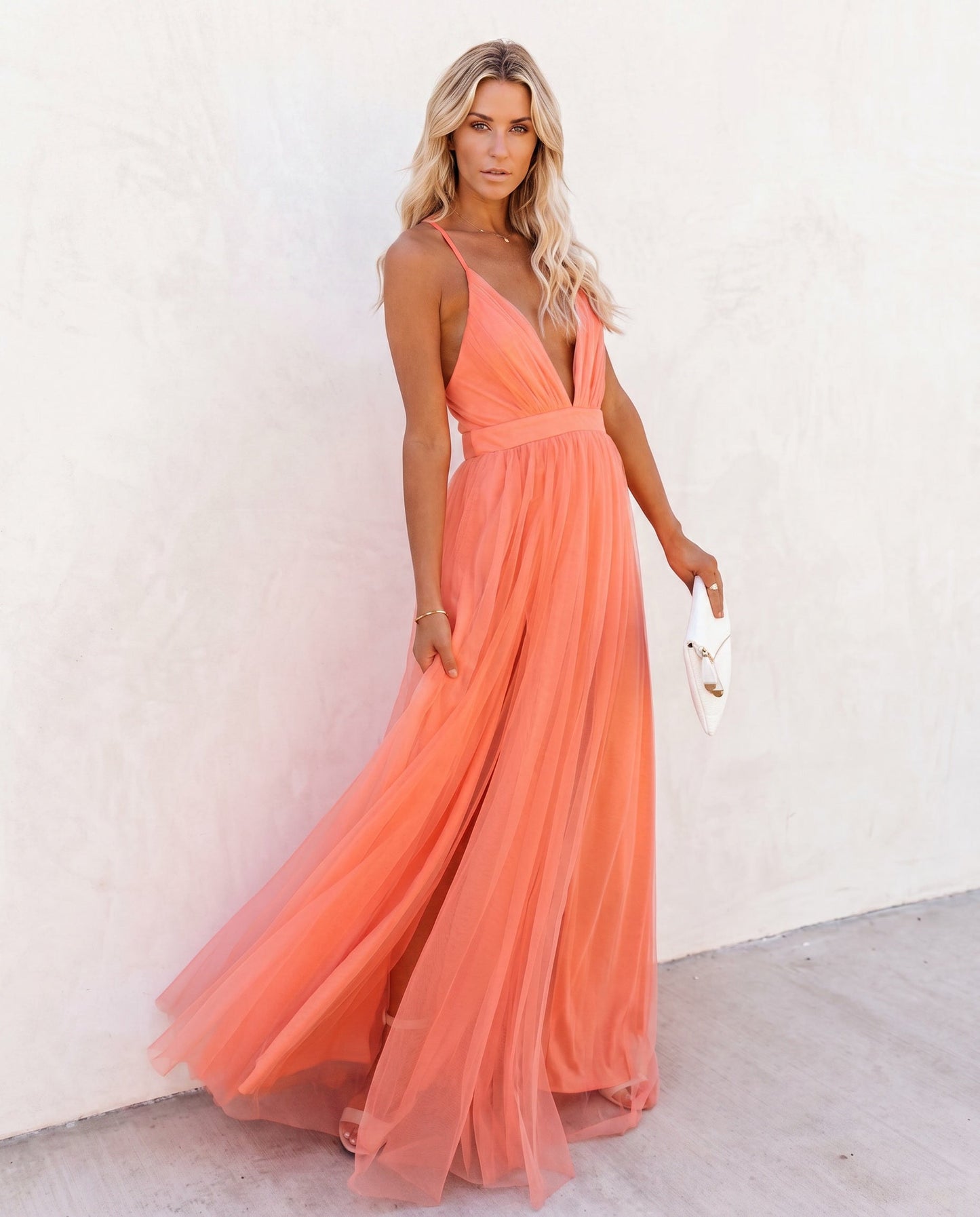 Vestido en tonos coral difuminados