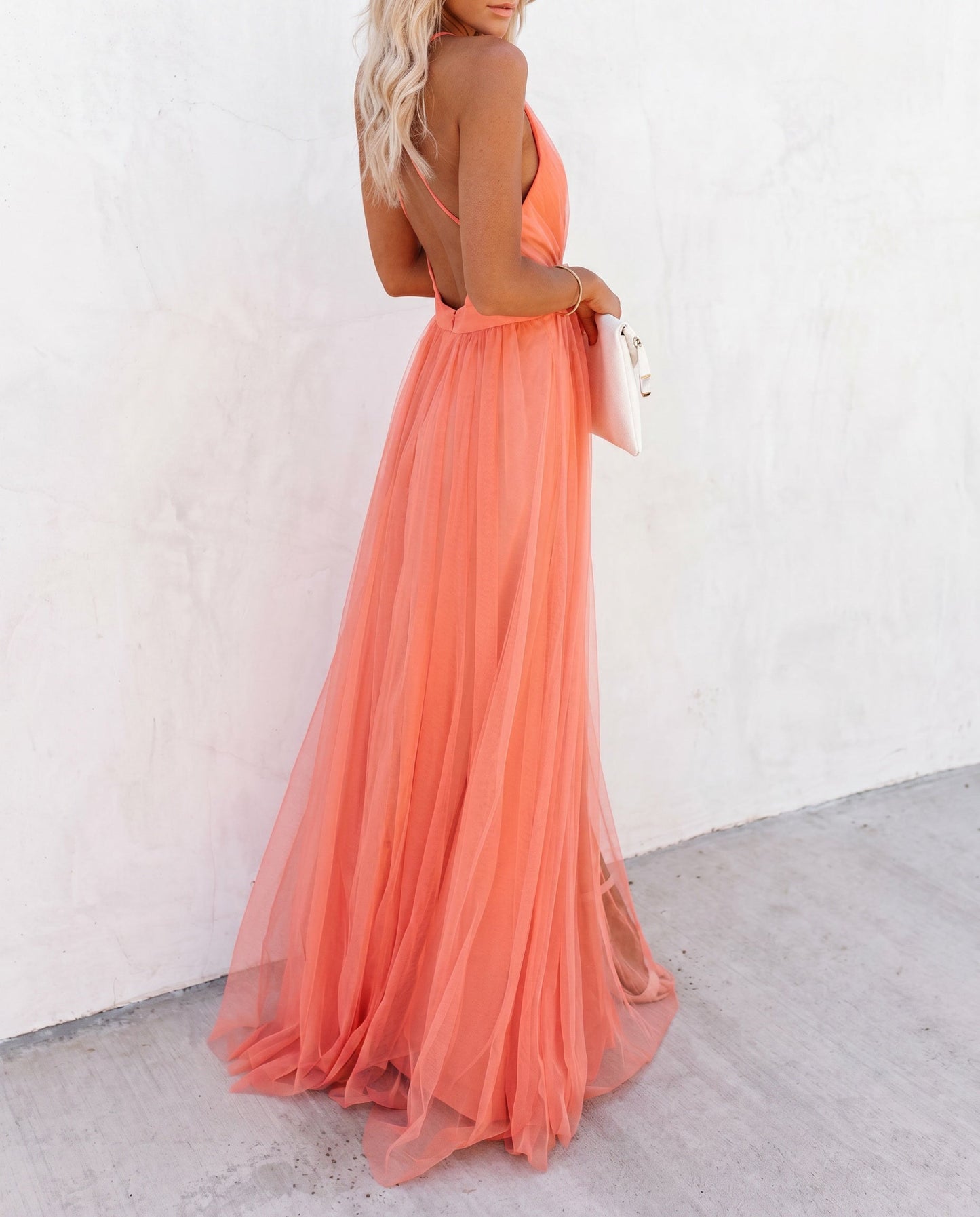 Vestido en tonos coral difuminados