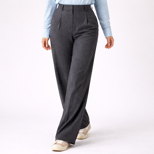 Pantalón gris oscuro